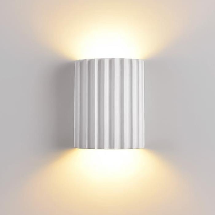 Casa Lumière Minimalistische Resin Wandlamp - Geribbelde Cilindervorm met Up & Down Light