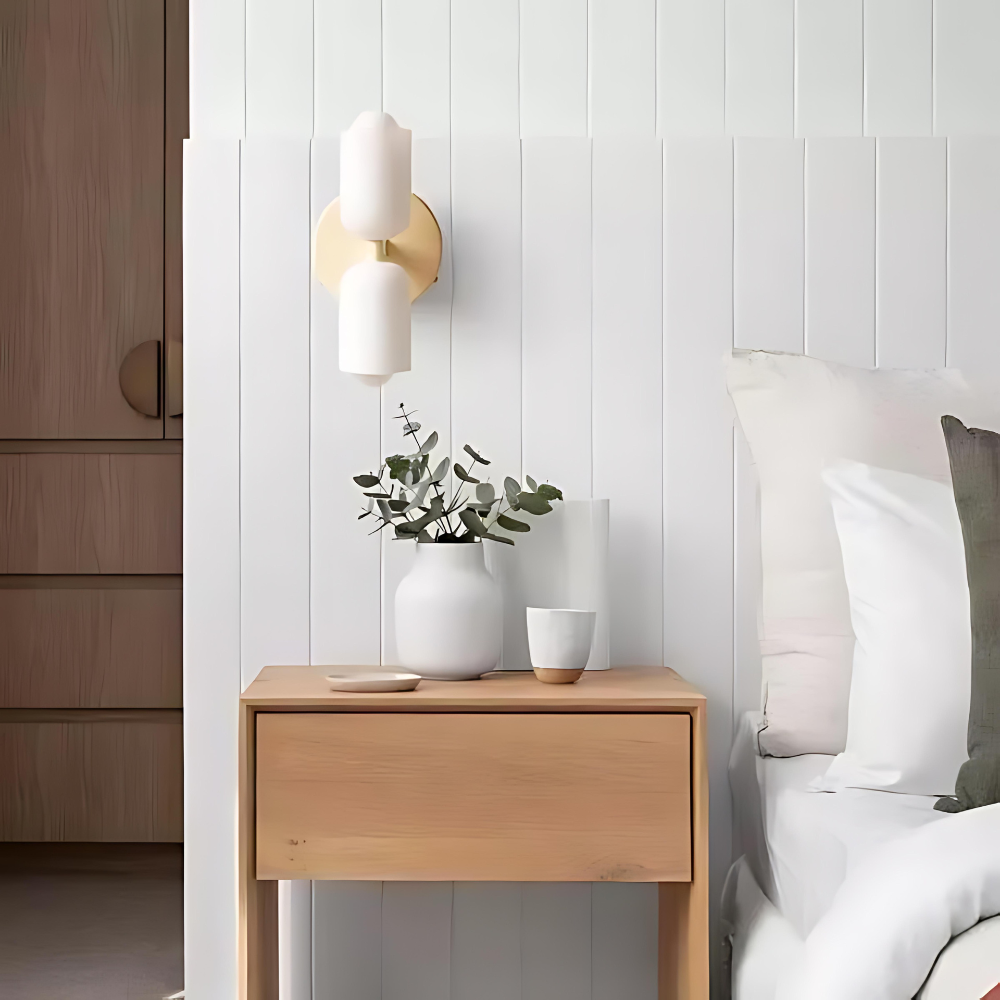 Casa Lumière Elegance Minimalistische Wandlamp – Acryl Diffuser, Metalen Basis & Luxe Goudafwerking