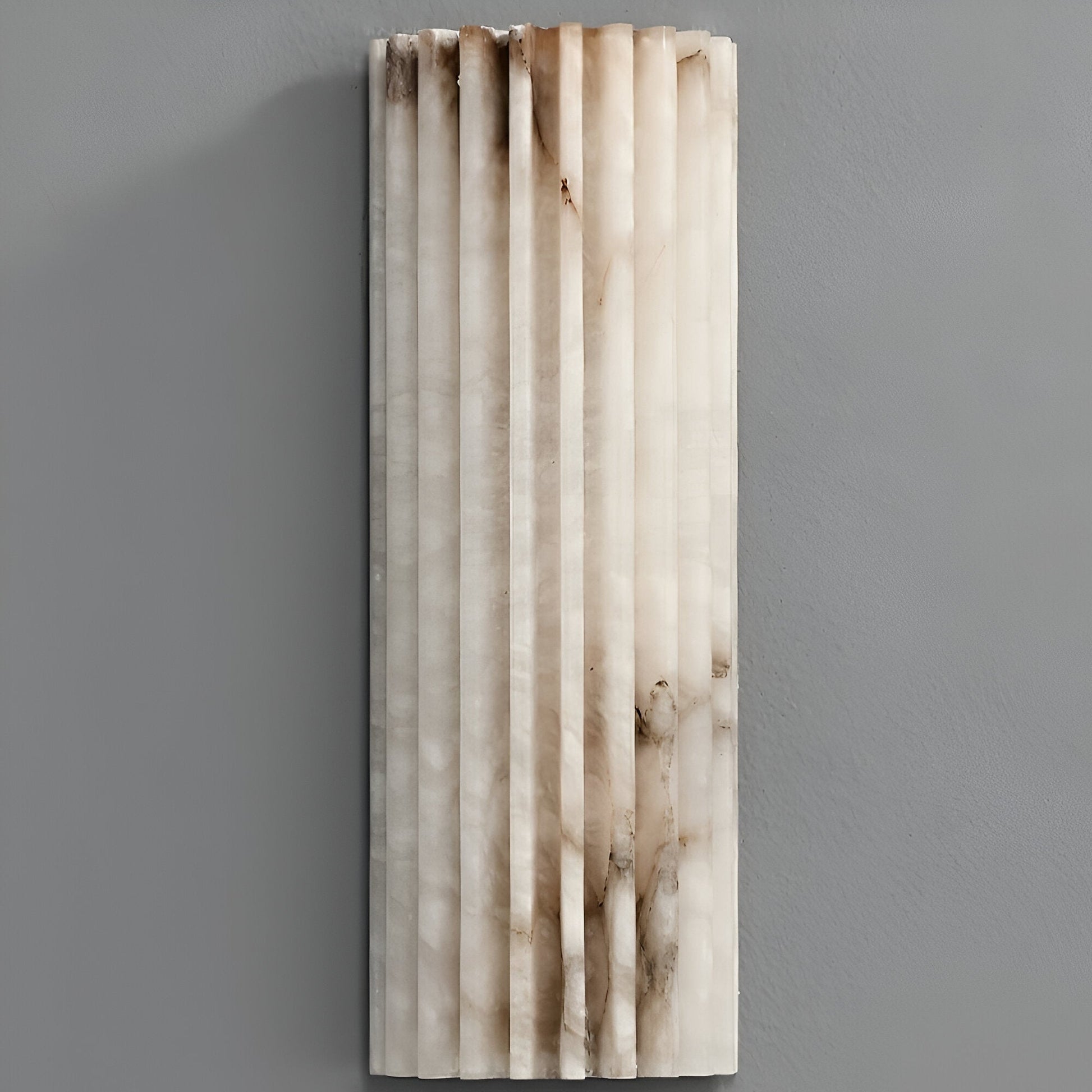 Casa Lumière Geribbelde Alabaster Wandlamp - Warme Natuursteen Wandverlichting