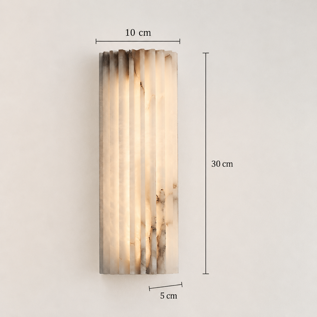 Casa Lumière Geribbelde Alabaster Wandlamp - Warme Natuursteen Wandverlichting