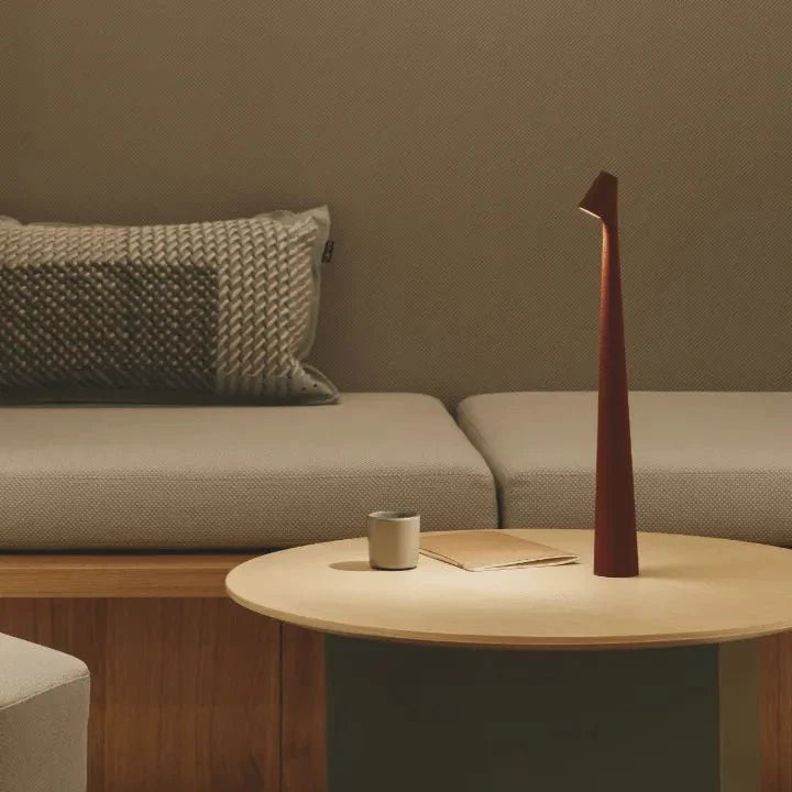 Casa Lumière Minimalistisch Design LED Tafellamp – Minimalist Beam Lamp