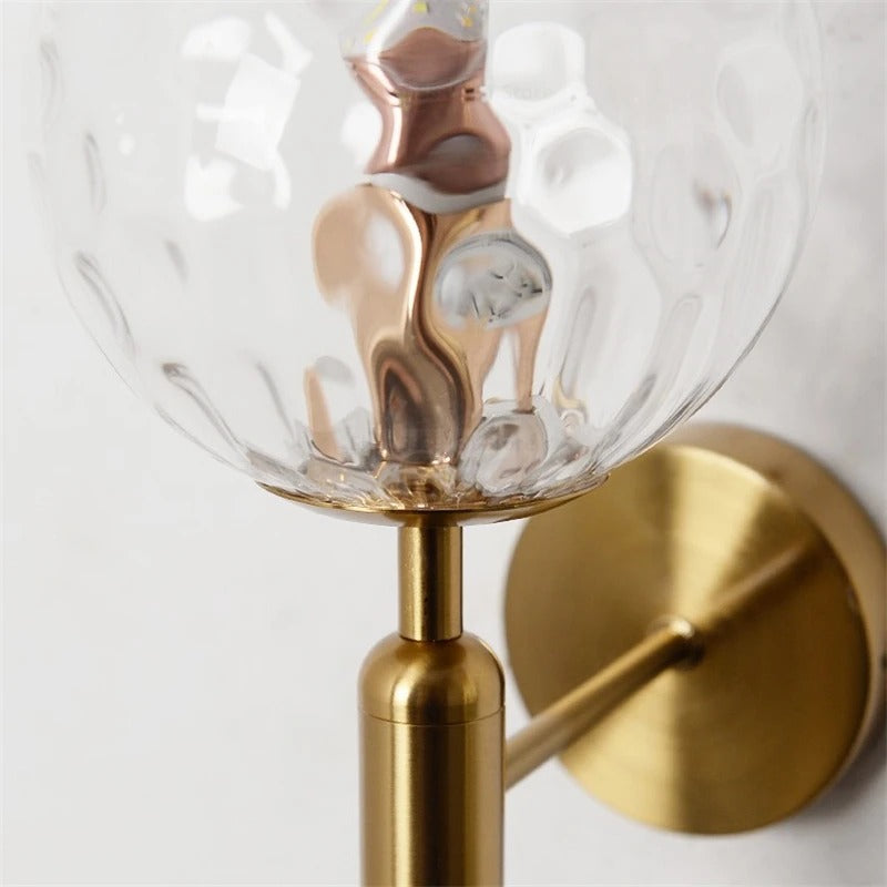 Casa Lumière Glazen Wandlamp - Ronde Bol & Metalen Arm