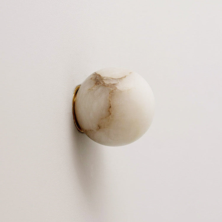 Casa Lumière Alabaster Mini Wandlamp – Japandi Design, Natuursteen & Zachte Sfeerverlichting