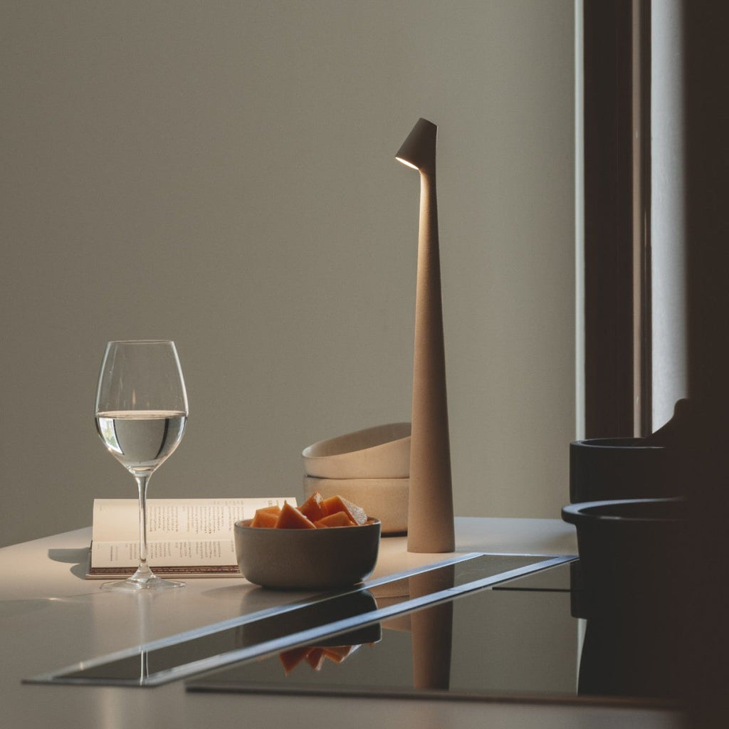 Casa Lumière Minimalistisch Design LED Tafellamp – Minimalist Beam Lamp