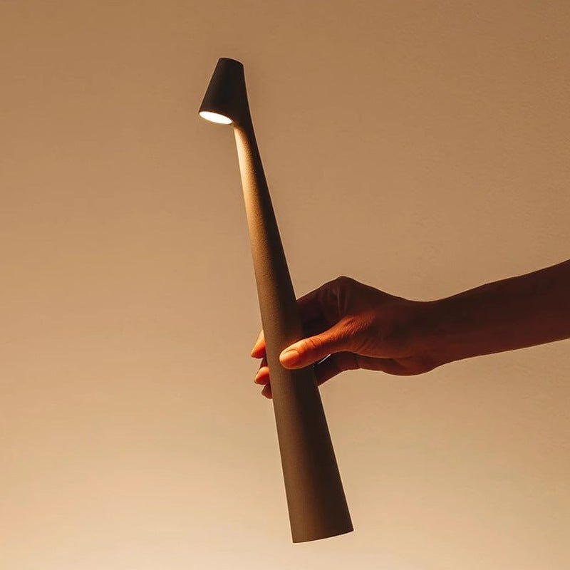 Casa Lumière Minimalistisch Design LED Tafellamp – Minimalist Beam Lamp
