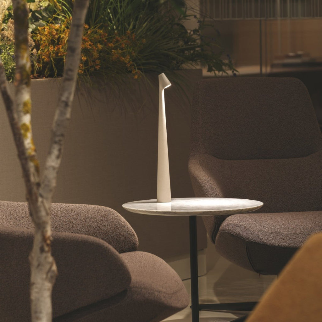 Casa Lumière Minimalistisch Design LED Tafellamp – Minimalist Beam Lamp