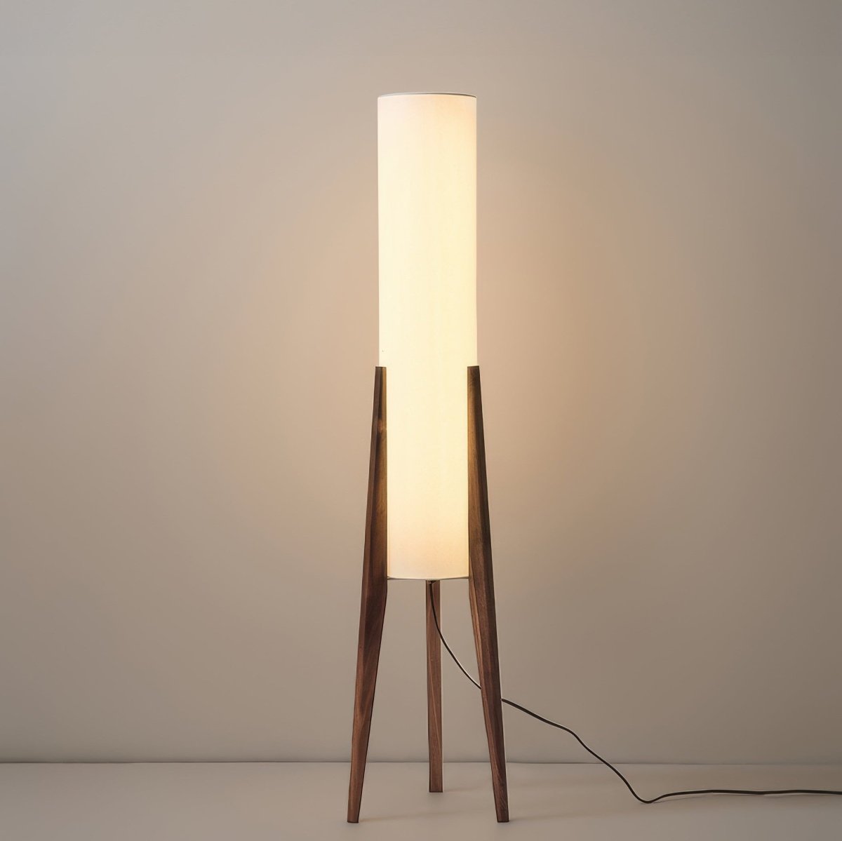 Casa Lumière Walnoot Vloerlamp - Massief Hout Design Verlichting