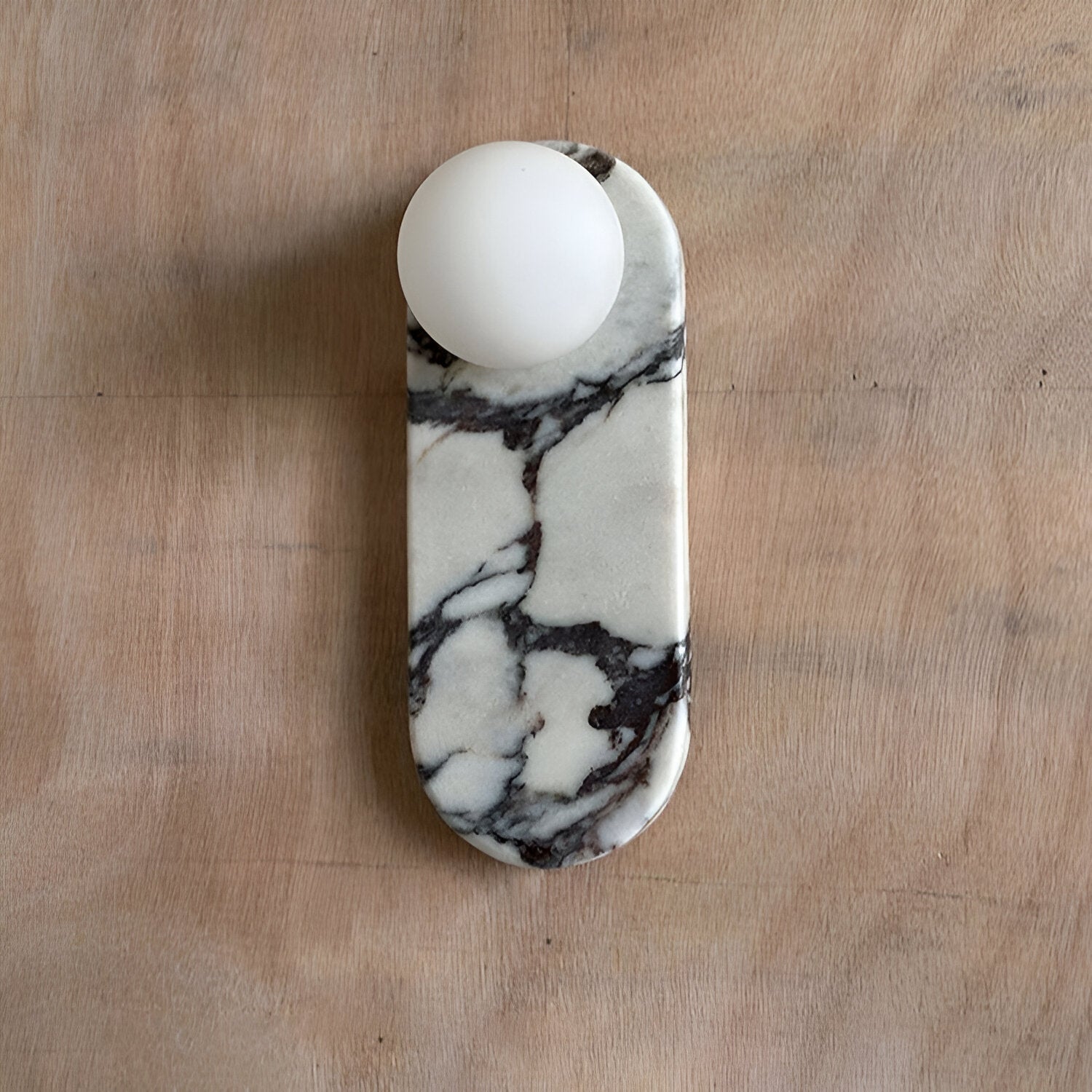 Casa Lumière French Marble Wandlamp - Luxe Minimalistische Marmeren Wandverlichting met Globe Lichtpunten