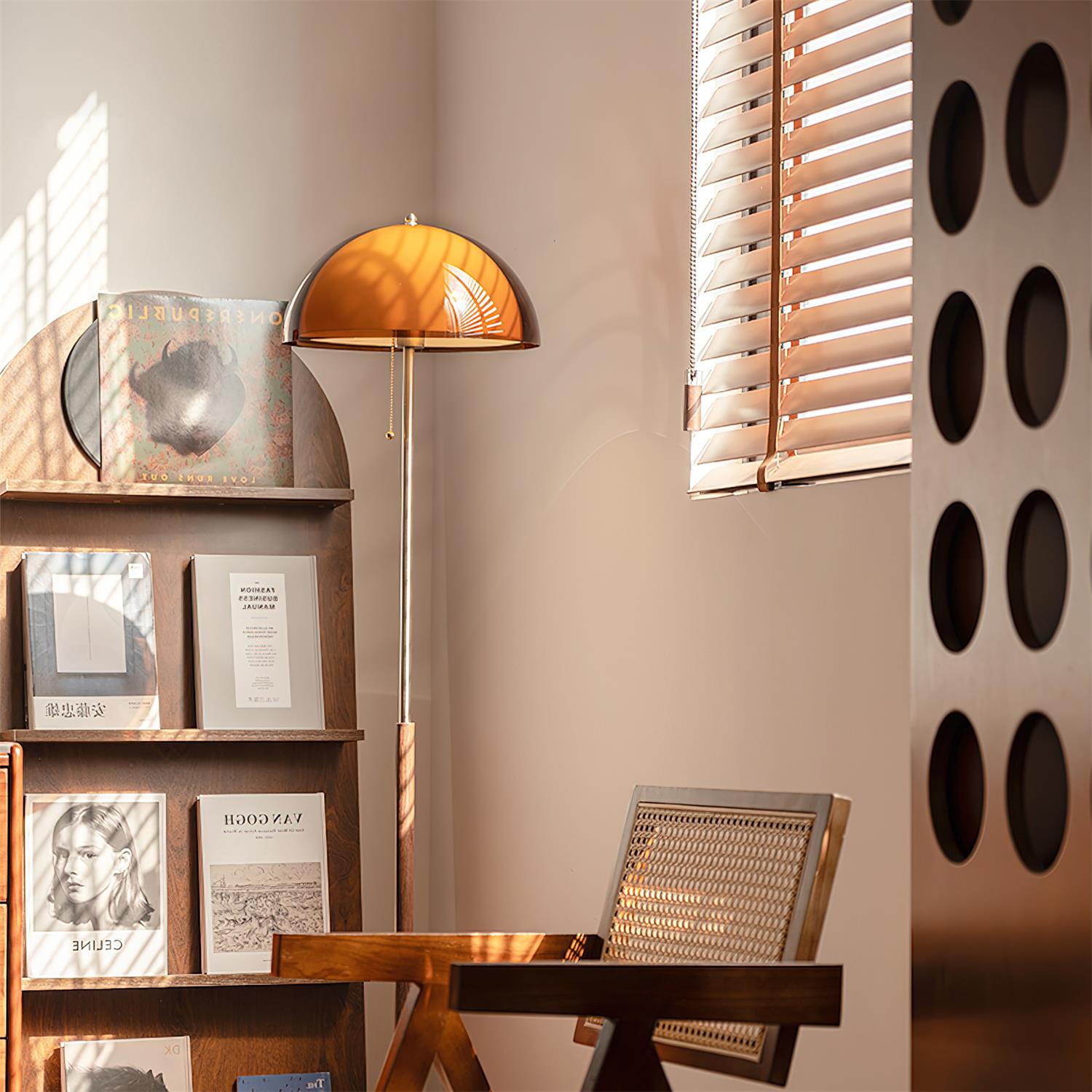 Casa Lumière Vloerlamp - Warme Sfeerverlichting met Retro Design