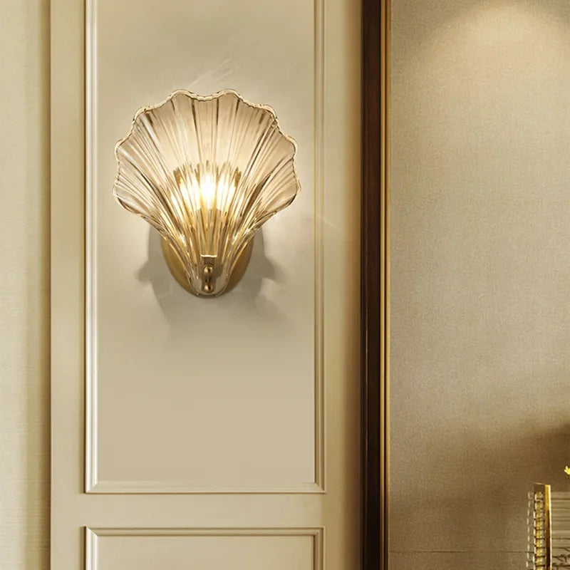 Casa Lumière Art Brass Wandlamp Glazen Schelp – Elegante Sfeerverlichting Badkamer, Hal & Slaapkamer