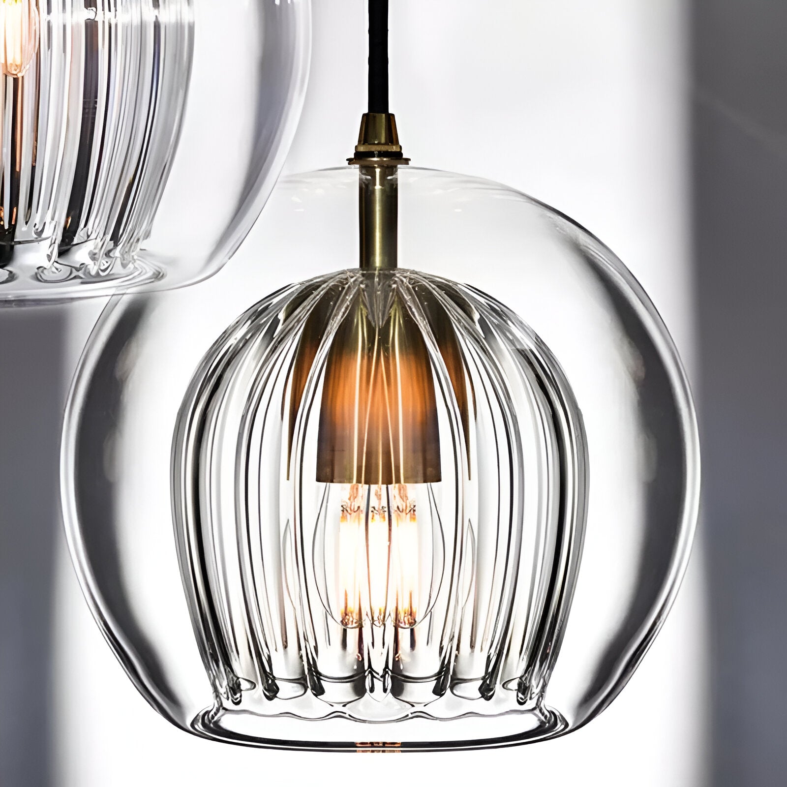 Casa Lumière Glazen Bol Hanglamp - Geribd Glas & Zachte Lichtspreiding