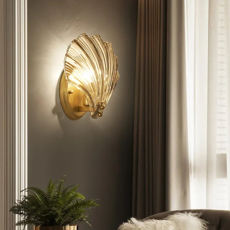 Casa Lumière Art Brass Wandlamp Glazen Schelp – Elegante Sfeerverlichting Badkamer, Hal & Slaapkamer