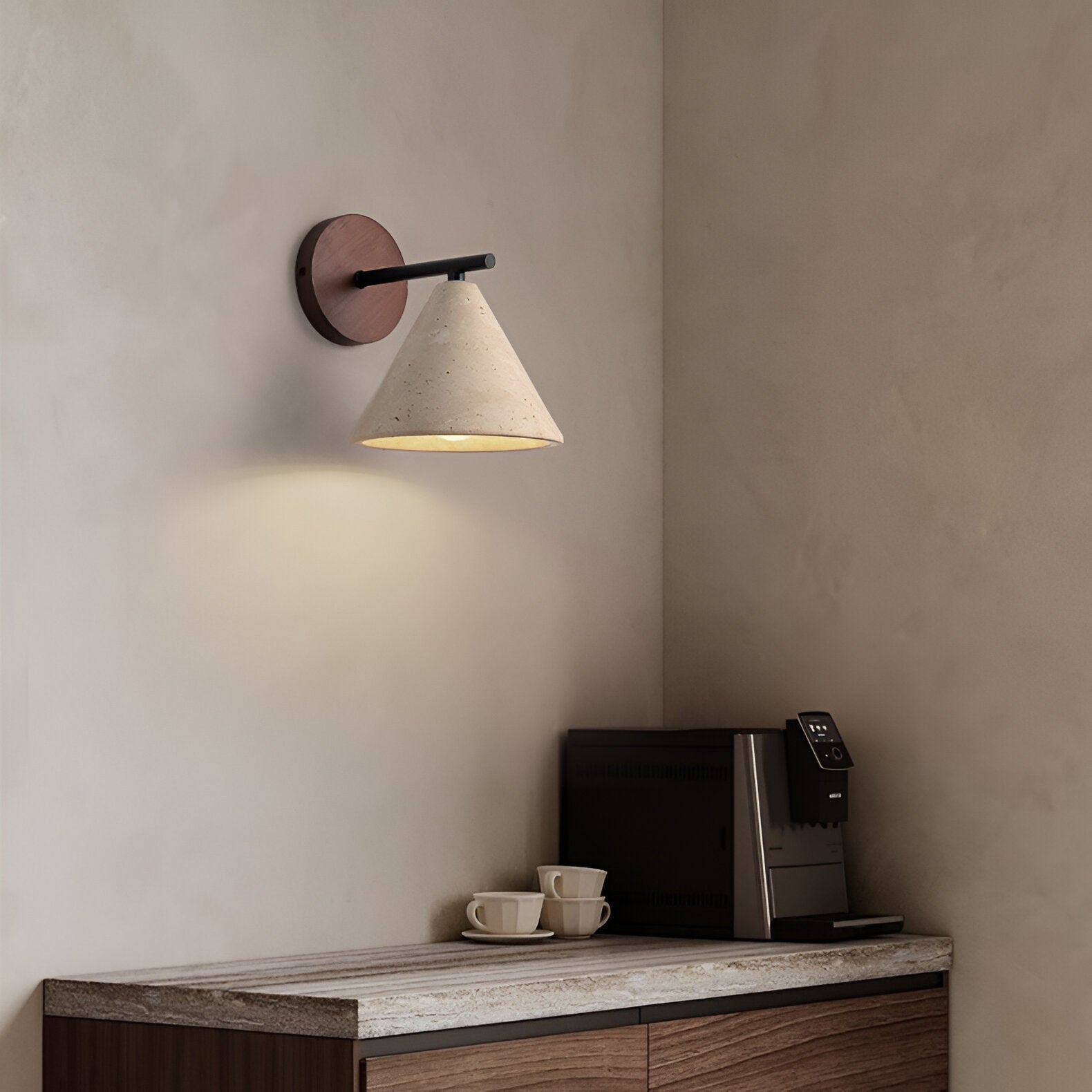 Casa Lumière Travertine Wandlamp Kegelvorm - Natuurlijk Steen & Warm LED Licht
