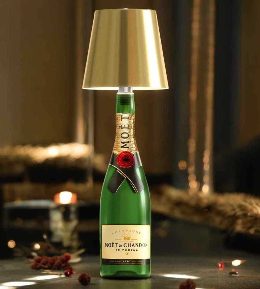 Casa Lumière Luxe LED Fleslamp – Stijlvolle Draadloze Tafellamp voor Bar & Interieur